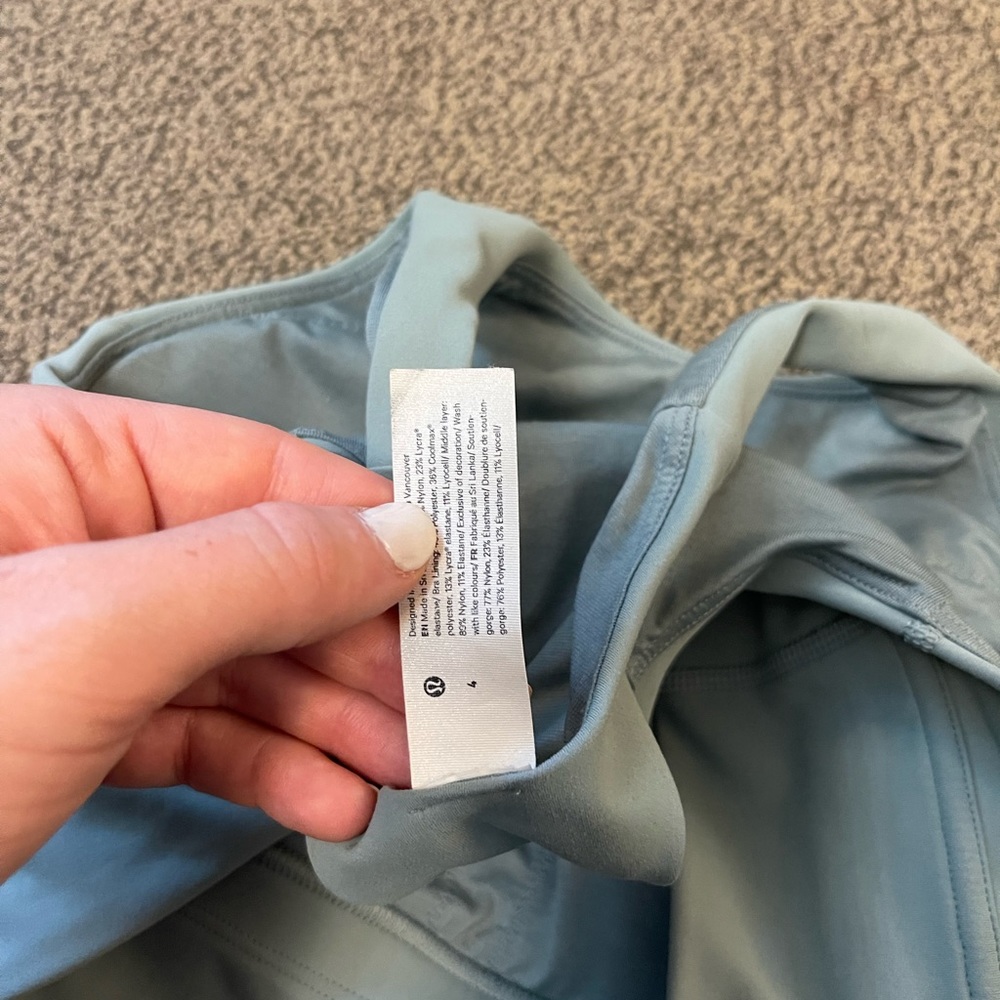 Light Blue LuLu Lemon Crop Top - Picture 3 of 3